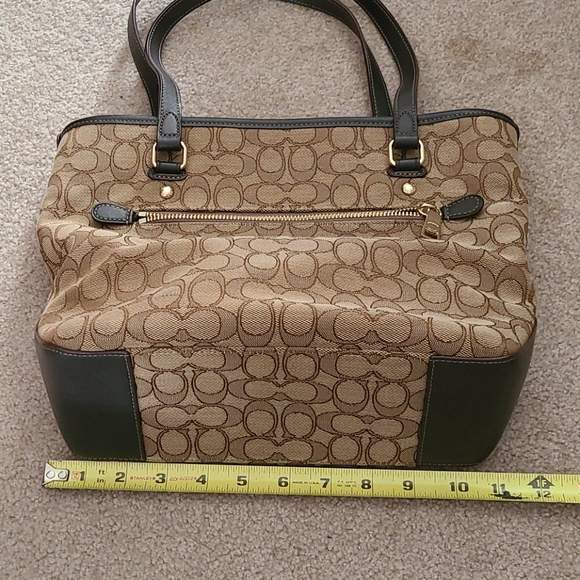 Coach Shoulder Bag, EUC. - Picture 4 of 11
